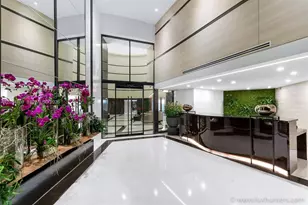 300 South Pointe Dr, Miami Beach, FL 33139 - Photo 29