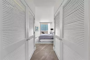 300 South Pointe Dr, Miami Beach, FL 33139 - Photo 17