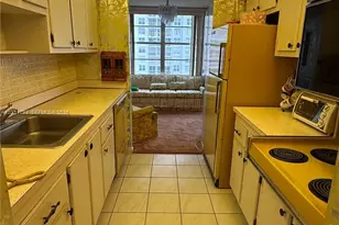231 174th St, Sunny Isles Beach, FL 33160 - Photo 19
