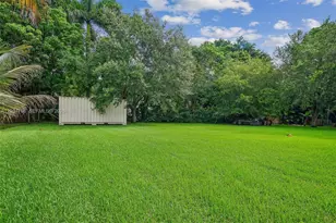14591 SW 23rd St, Davie, FL 33325 - Photo 25
