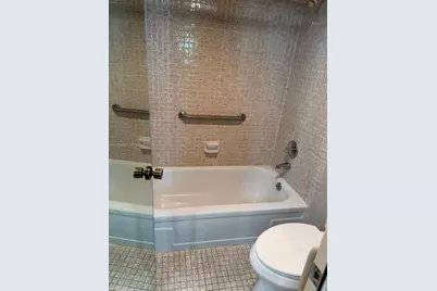 900 Saint Charles Pl #708, Pembroke Pines, FL 33026 - Photo 3
