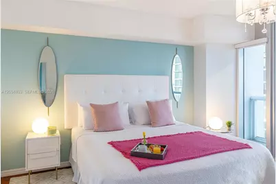 485 Brickell Ave #3211, Miami, FL 33131 - Photo 9