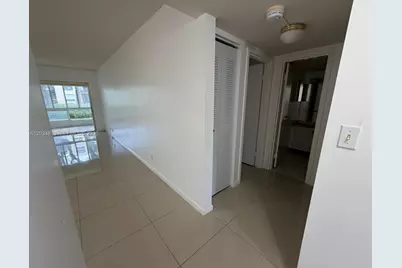 200 S Waterway Dr S #107, Lantana, FL 33462 - Photo 3