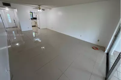 200 S Waterway Dr S #107, Lantana, FL 33462 - Photo 9