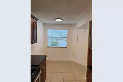 9767 NW 46th Ter #109, Doral, FL 33178 - Photo 5