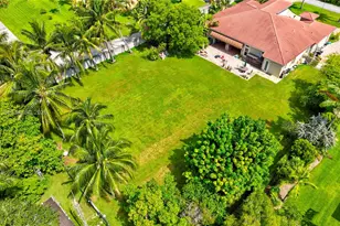 9810 NW 137th St, Hialeah Gardens, FL 33018 - Photo 115