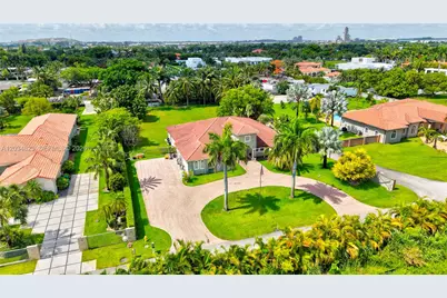 9810 NW 137th St, Hialeah Gardens, FL 33018 - Photo 111