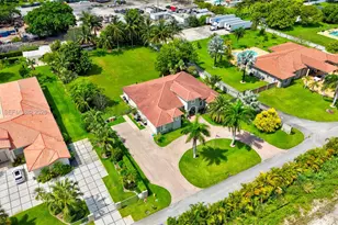 9810 NW 137th St, Hialeah Gardens, FL 33018 - Photo 109