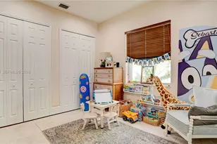 9810 NW 137th St, Hialeah Gardens, FL 33018 - Photo 53