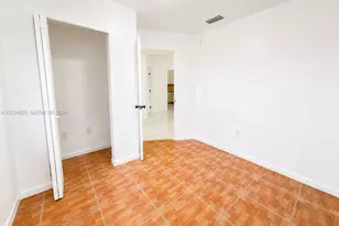 2485 W 70th Pl, Hialeah, FL 33016 - Photo 3