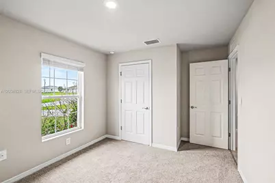 9045 Maywood Cir, Labelle, FL 33935 - Photo 15