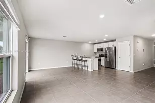 9045 Maywood Cir, Labelle, FL 33935 - Photo 7