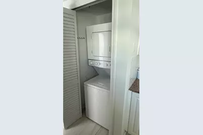 7800 Collins Ave #508, Miami Beach, FL 33141 - Photo 17