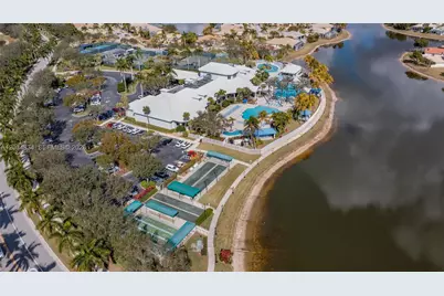 2675 Clipper Cir, West Palm Beach, FL 33411 - Photo 35