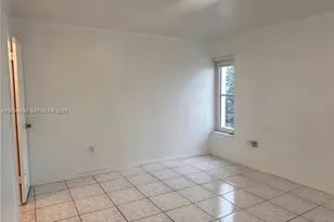 7646 Abbott Ave, Miami Beach, FL 33141 - Photo 9