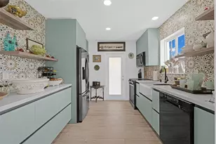 240 Nahkoda Dr, Miami Springs, FL 33166 - Photo 29