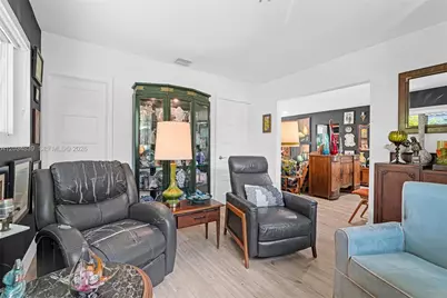 240 Nahkoda Dr, Miami Springs, FL 33166 - Photo 13