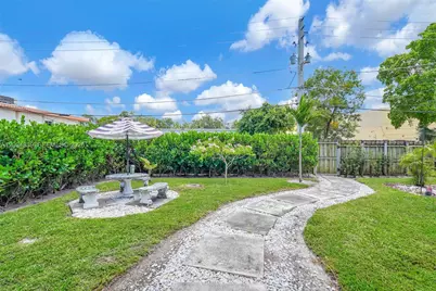 240 Nahkoda Dr, Miami Springs, FL 33166 - Photo 49