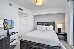 1750 N Bayshore Dr, Miami, FL 33132 - Photo 19