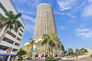 1750 N Bayshore Dr, Miami, FL 33132 - Photo 1