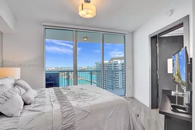 1750 N Bayshore Dr #3802, Miami, FL 33132 - Photo 17