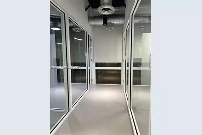 20200 W Dixie Hwy #1008, Miami, FL 33180 - Photo 9