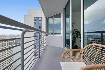 325 S Biscayne Blvd #4022, Miami, FL 33131 - Photo 5