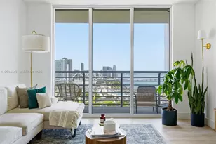 325 S Biscayne Blvd, Miami, FL 33131 - Photo 1