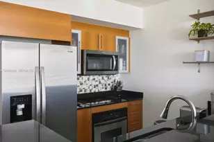 325 S Biscayne Blvd, Miami, FL 33131 - Photo 7