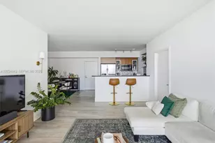 325 S Biscayne Blvd, Miami, FL 33131 - Photo 13