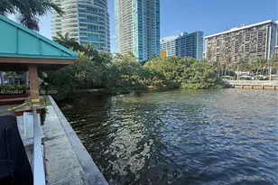2201 Brickell Ave, Miami, FL 33129 - Photo 15