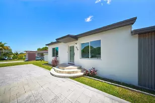 420 NW 145th St, Miami, FL 33168 - Photo 7