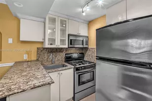3245 Virginia St, Miami, FL 33133 - Photo 7