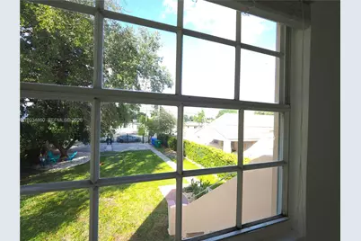 2272 NW 2nd St #2, Miami, FL 33125 - Photo 15