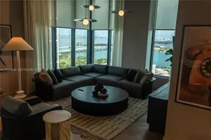 121 NE 5th St, Miami, FL 33132 - Photo 37