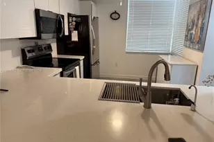 10312 NW 24th Pl, Sunrise, FL 33322 - Photo 5