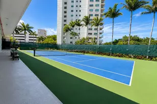 14951 Royal Oaks Ln, North Miami, FL 33181 - Photo 23