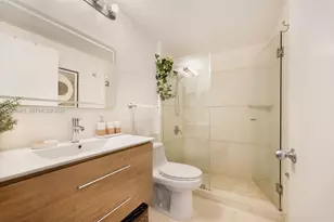 701 Brickell Key Blvd, Miami, FL 33131 - Photo 11