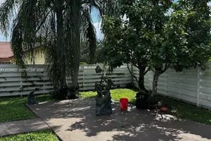 14763 SW 152nd Pl, Miami, FL 33196 - Photo 33