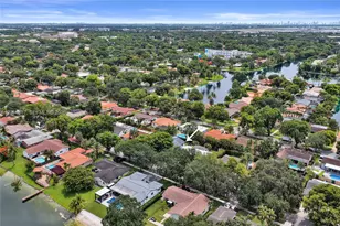 14021 Cypress Ct, Miami Lakes, FL 33014 - Photo 59