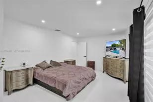 14021 Cypress Ct, Miami Lakes, FL 33014 - Photo 21