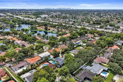 14021 Cypress Ct, Miami Lakes, FL 33014 - Photo 65