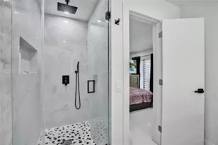 14021 Cypress Ct, Miami Lakes, FL 33014 - Photo 33