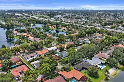 14021 Cypress Ct, Miami Lakes, FL 33014 - Photo 57