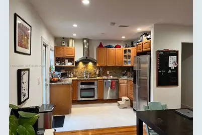 409 Daroco Ave, Coral Gables, FL 33146 - Photo 11