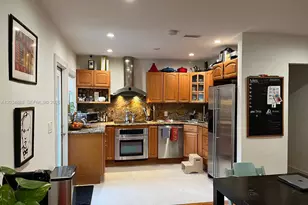 409 Daroco Ave, Coral Gables, FL 33146 - Photo 11