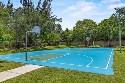 1125 SW 44th Ave, Deerfield Beach, FL 33442 - Photo 43