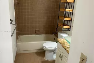 3819 SW 69th Ave, Miramar, FL 33023 - Photo 5