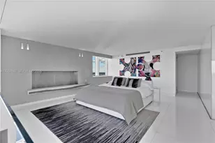 10 Venetian Way, Miami Beach, FL 33139 - Photo 21