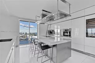 10 Venetian Way, Miami Beach, FL 33139 - Photo 5